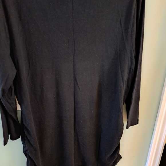 Top - Picture 2 of 3